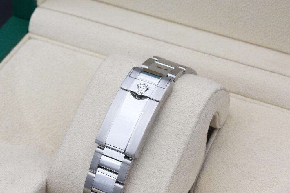 Rolex 116710LN - Image 2