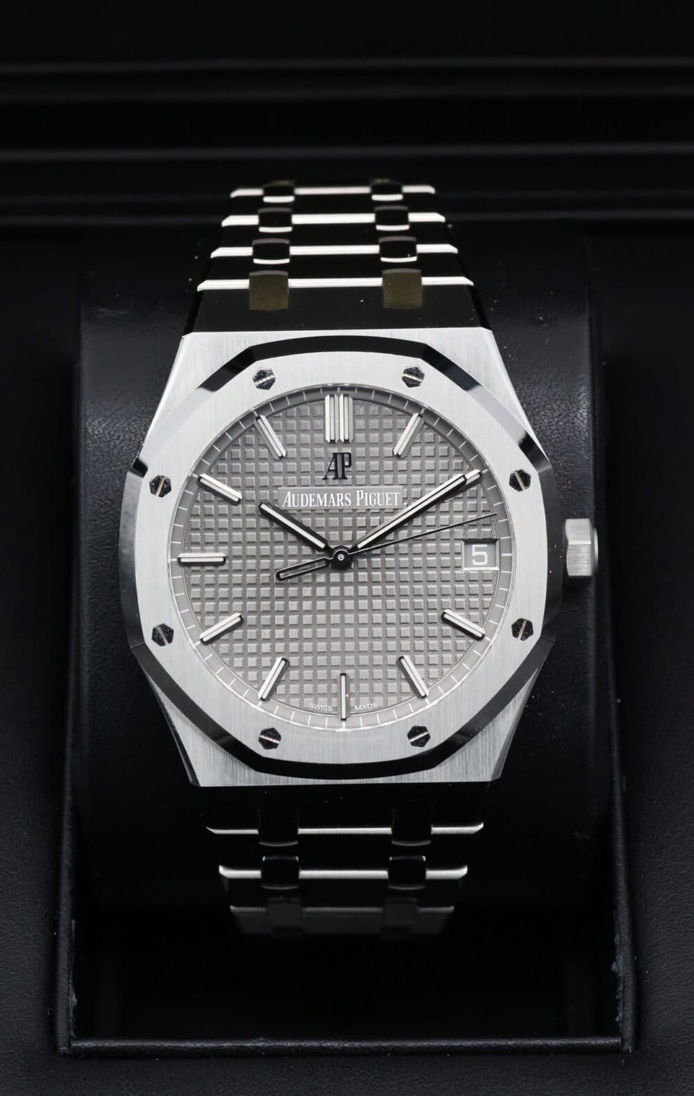 Audemars Piguet 15500ST Grey ROYAL OAK 41mm 2022