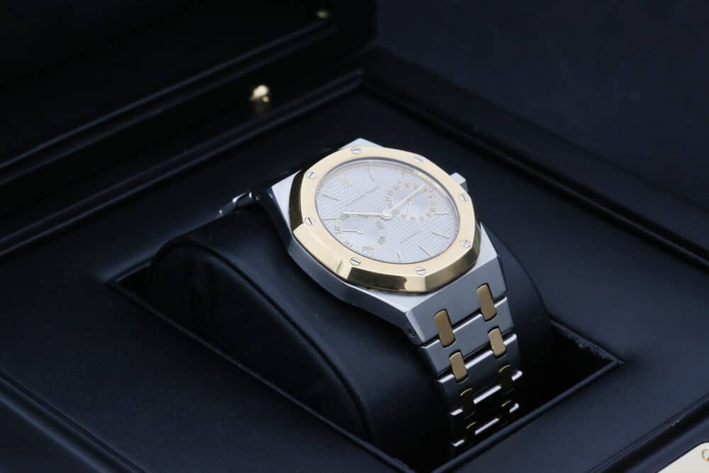 Audemars Piguet 25572SA.0.0477SA.01 Grey ROYAL OAK DAYDATE “OWL” 36mm - Image 5
