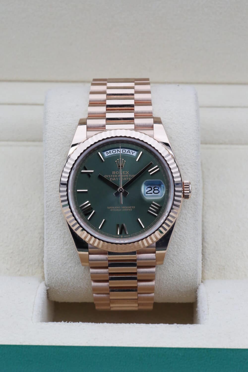 Rolex 228235 Olive DAYDATE 40mm 2021