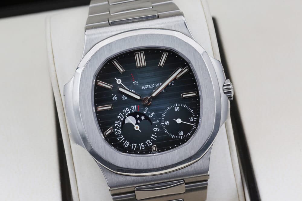 Patek Philippe 5712/1A-001 Blue NAUTILUS 40mm 2012 - Image 5