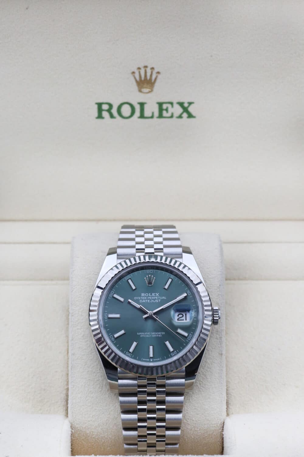 Rolex 126334 Mint DATEJUST  41mm 2023 - Image 2