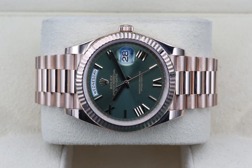 Rolex 228235 Olive DAY DATE  40mm 2022 - Image 3