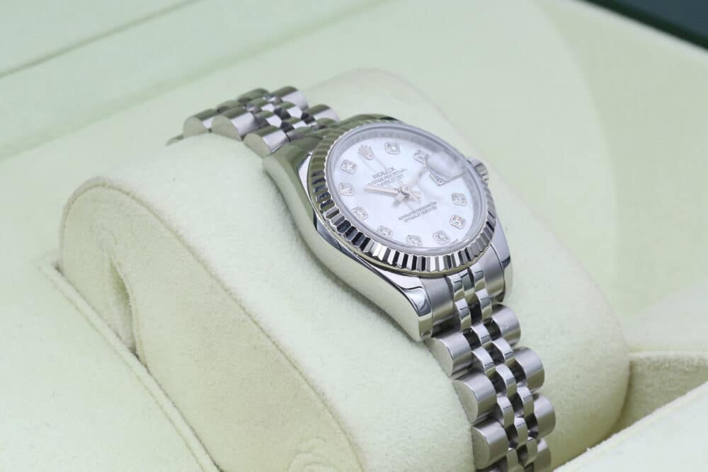 Rolex 179174 Mop Crystal Diamond DATEJUST  26mm 2011 - Image 2