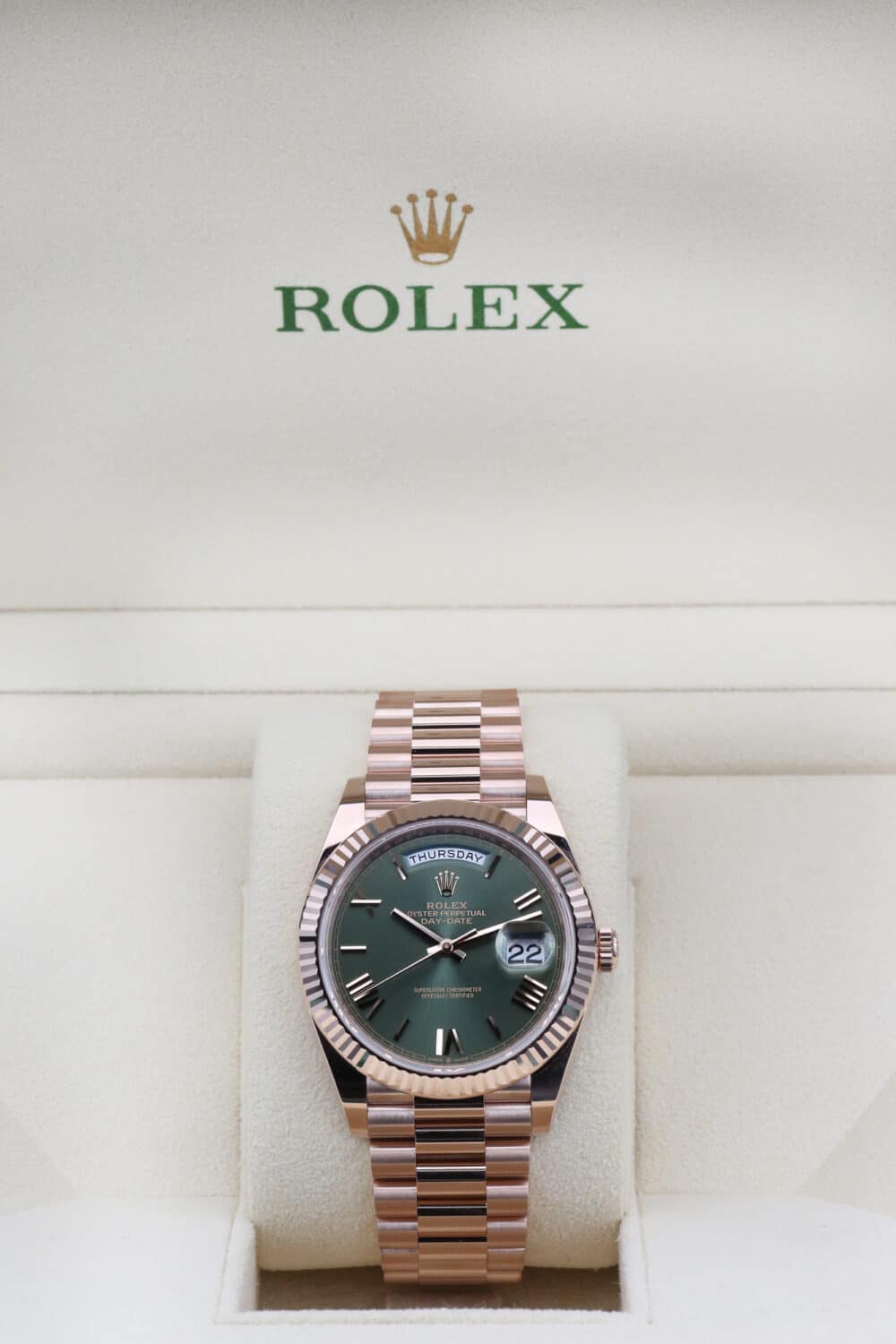 Rolex 228235 Olive Green DAYDATE 40mm 2023 - Image 2