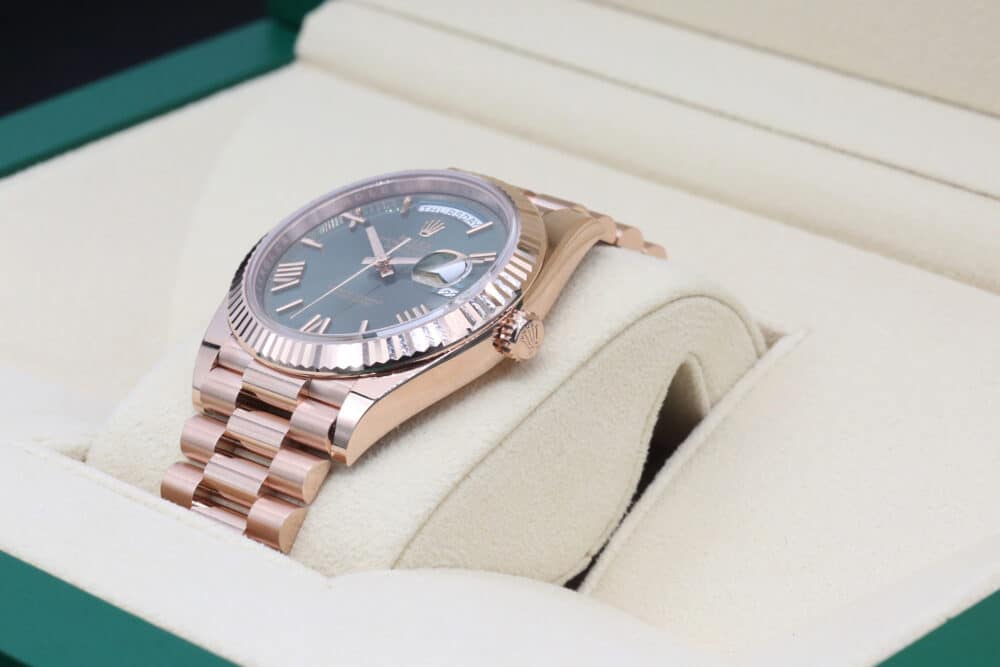 Rolex 228235 Olive Green DAYDATE 40mm 2023 - Image 4