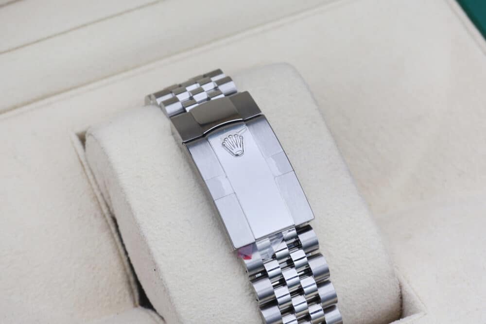 Rolex 326934 Black SKY DWELLER  42mm 2023 - Image 8