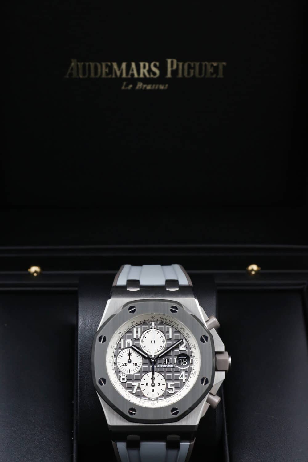 Audemars Piguet 26470IO.OO.A006CA.01.A Grey ROYAL OAK OFF SHORE  42mm 2018 Ghost - Image 3