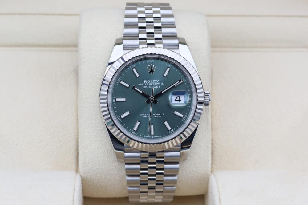 Rolex 126334 Mint Green DATEJUST 41mm 2024