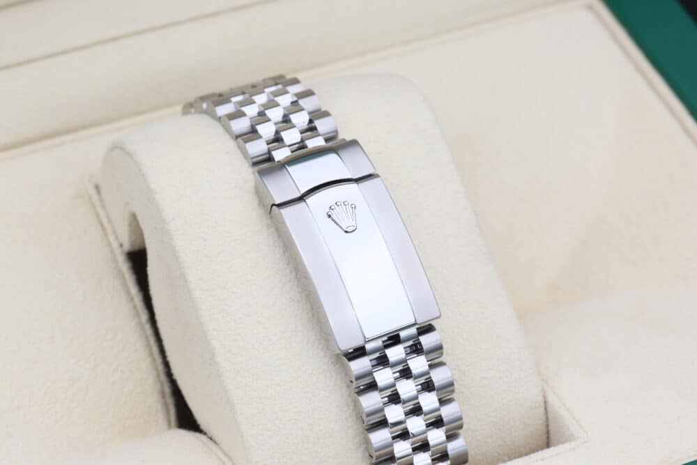 Rolex 126334 Mint Green DATEJUST 41mm 2024 - Image 7