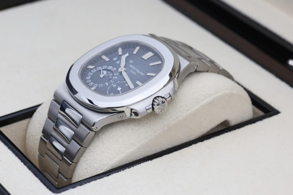 Patek Philippe 5712/1A-001 Blue NAUTILUS 40mm 2013 - Image 7