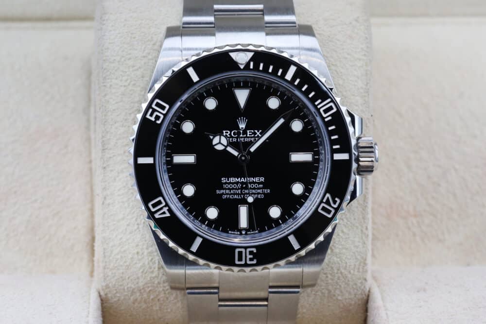 Rolex 124060 Black SUBMARINER NON DATE  41mm 2021