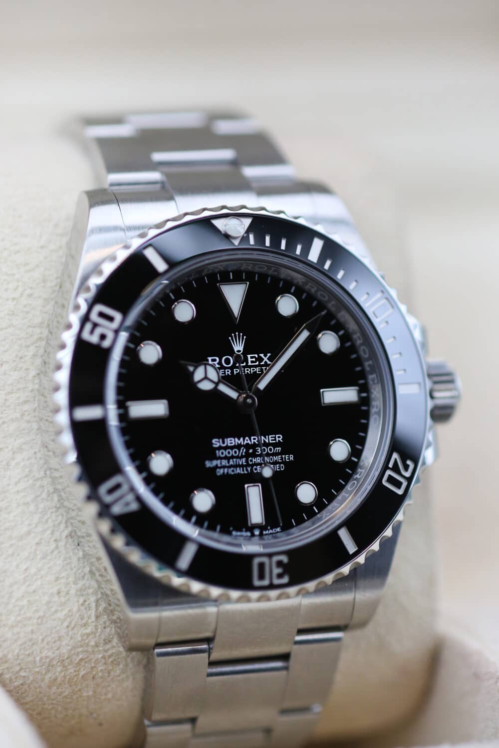 Rolex 124060 Black SUBMARINER NON DATE  41mm 2021 - Image 2