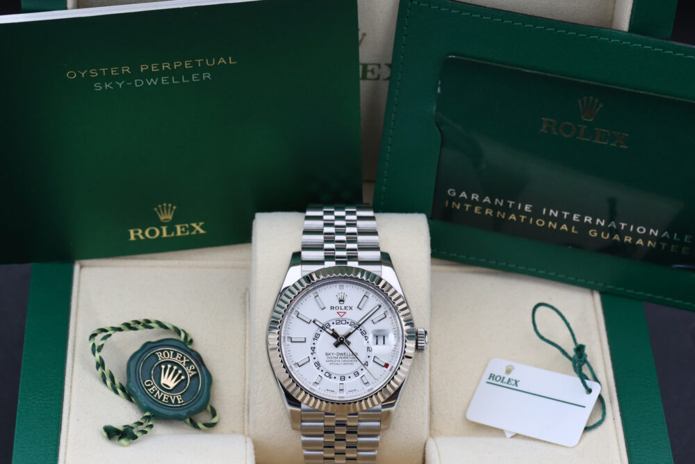Rolex 326934 White SKY-DWELLER 42mm 2023 - Image 5