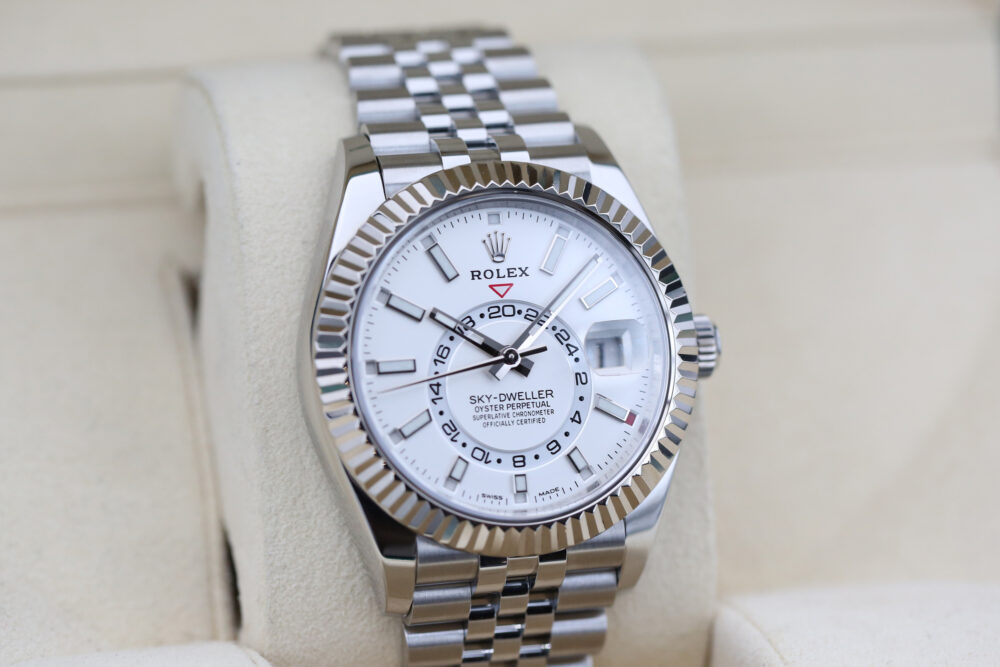 Rolex 326934 White SKY-DWELLER 42mm 2023 - Image 2