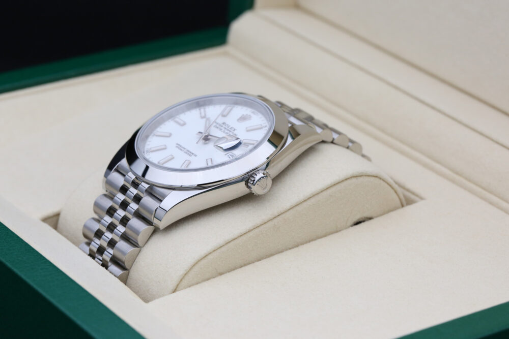 Rolex 126300 White Index DATEJUST 41mm 2025 - Image 6