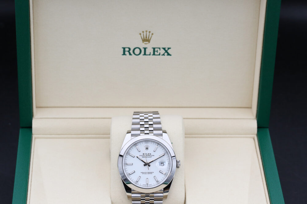 Rolex 126300 White Index DATEJUST 41mm 2025 - Image 4
