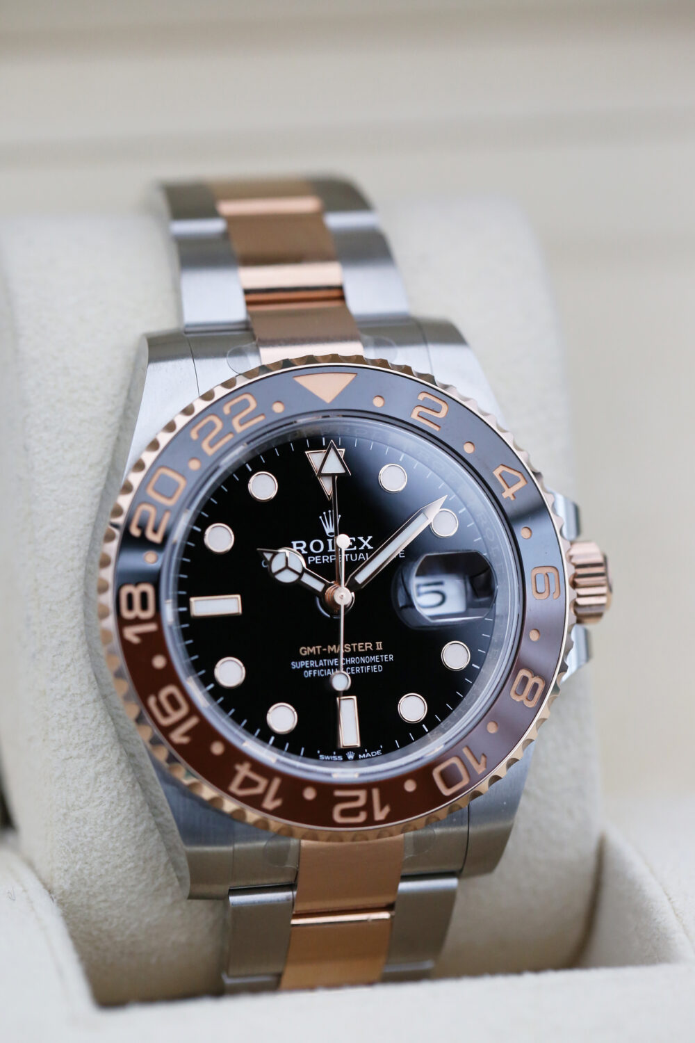 Rolex 126711CHNR Black GMT MASTER II  40mm 2022 - Image 2