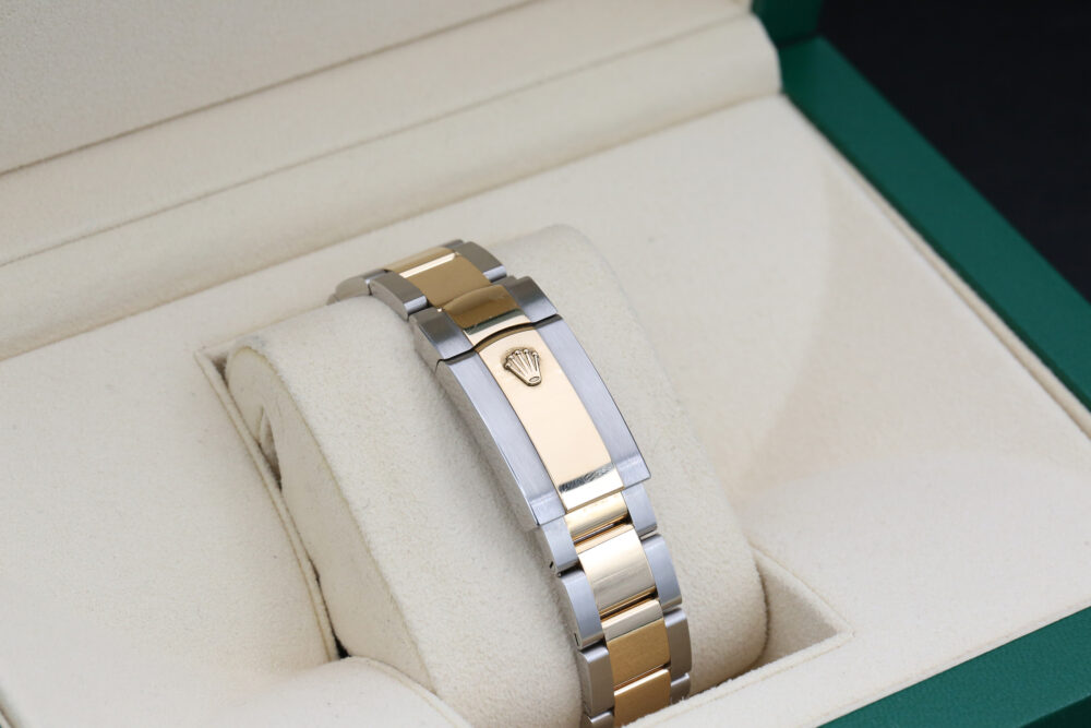 Rolex 126233 White DATEJUST 36mm 2023 - Image 8