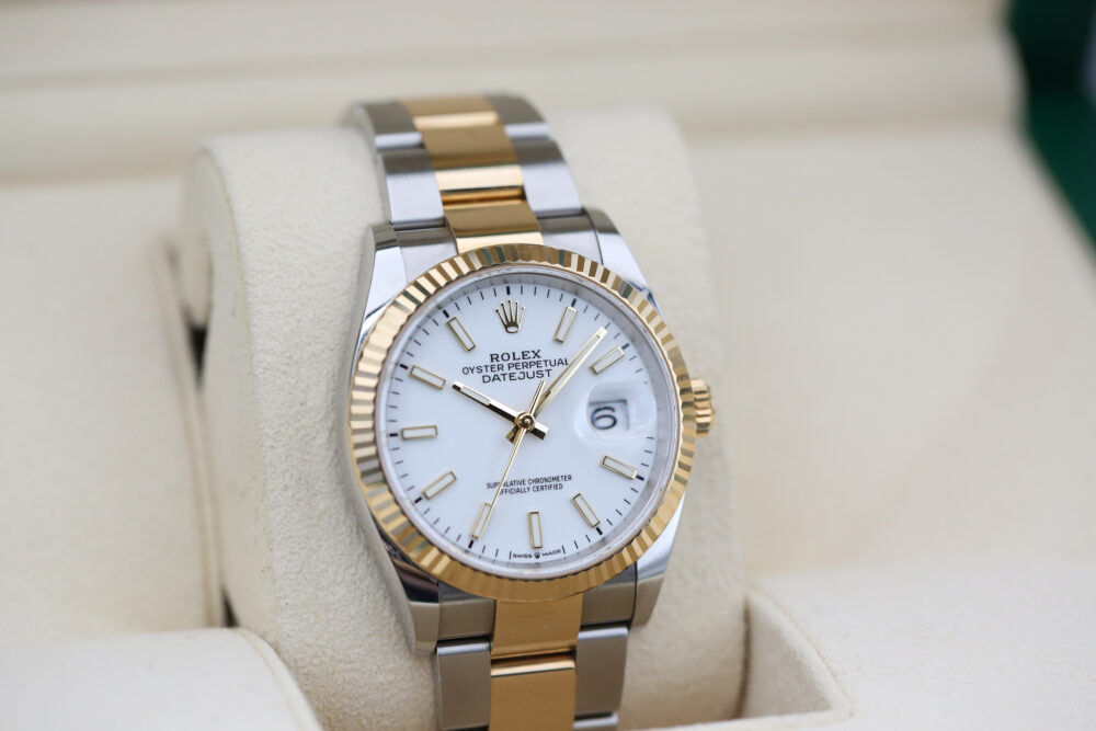 Rolex 126233 White DATEJUST 36mm 2023 - Image 2