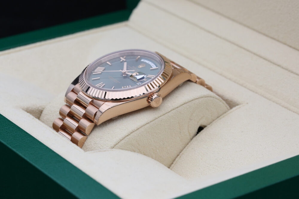 Rolex 228235 Olive DAY-DATE 40mm 2024 - Image 6