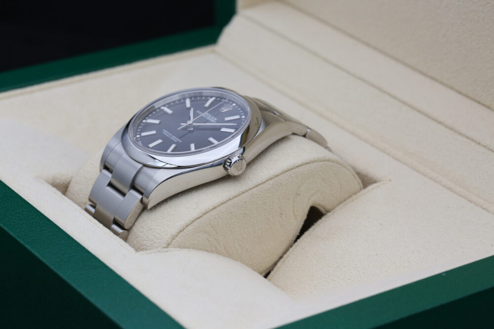 Rolex 114300 Black OYSTER PERPETUAL 39mm 2019 - Image 6
