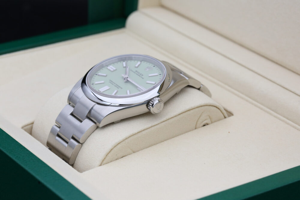 Rolex 134300 Pistachio OYSTER PERPETUAL  41mm 2025 - Image 6