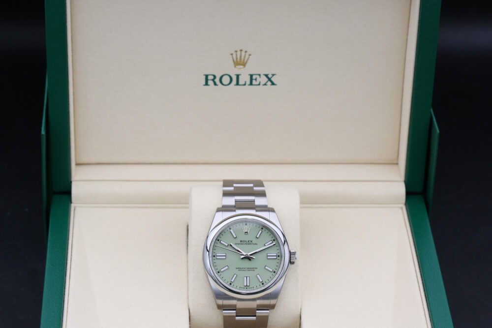 Rolex 134300 Pistachio OYSTER PERPETUAL  41mm 2025 - Image 4