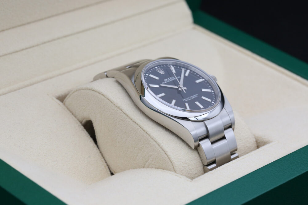 Rolex 114300 Black OYSTER PERPETUAL 39mm 2019 - Image 7