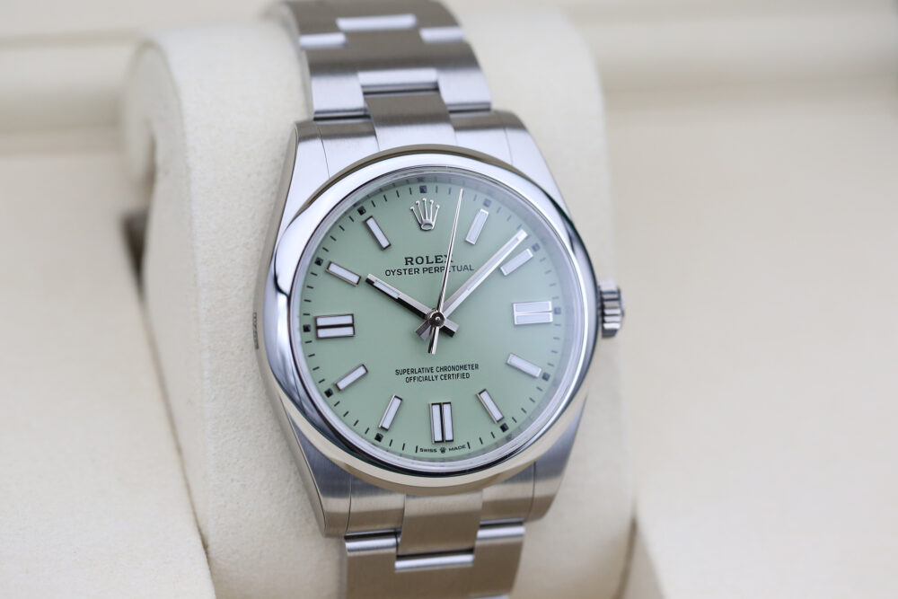 Rolex 134300 Pistachio OYSTER PERPETUAL  41mm 2025 - Image 2